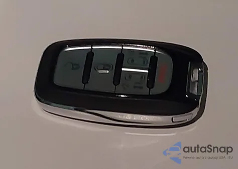 2018 Chrysler Pacifica Hybrid Touring Plus z USA, uszkodzony, nr VIN 2C4RC1H78JR332961